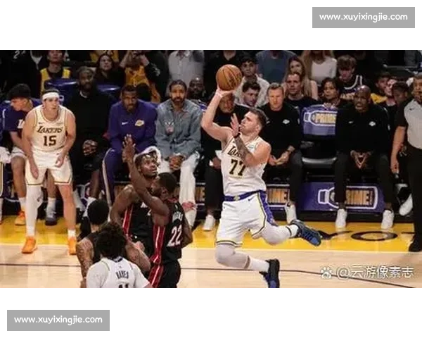 湖人对阵热火之夜戴维斯统治攻防引爆全场成胜负关键焦点话题之战